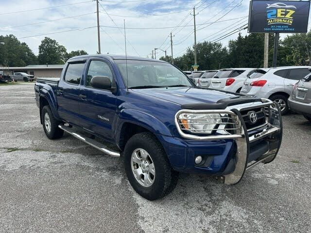 2015 TOYOTA Tacoma