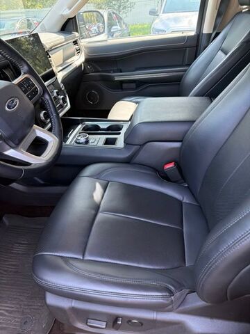 2023 FORD Expedition