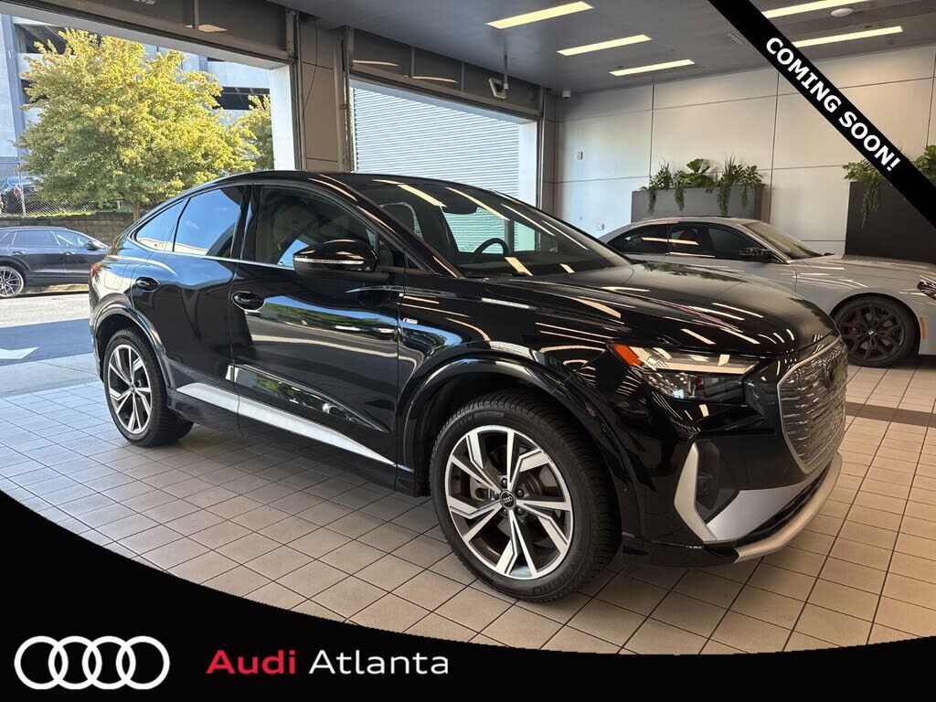 2023 AUDI Q4