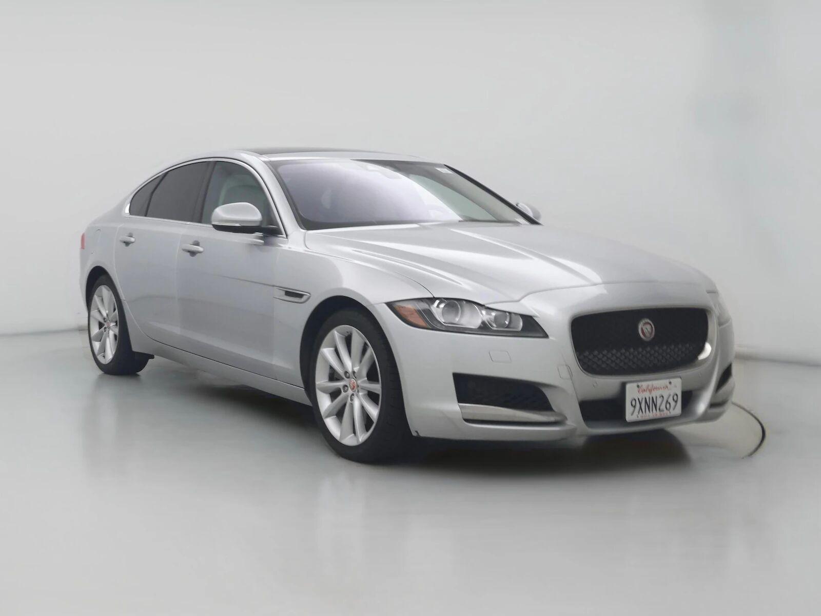 2016 JAGUAR XF