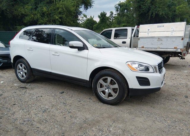 2011 VOLVO XC60