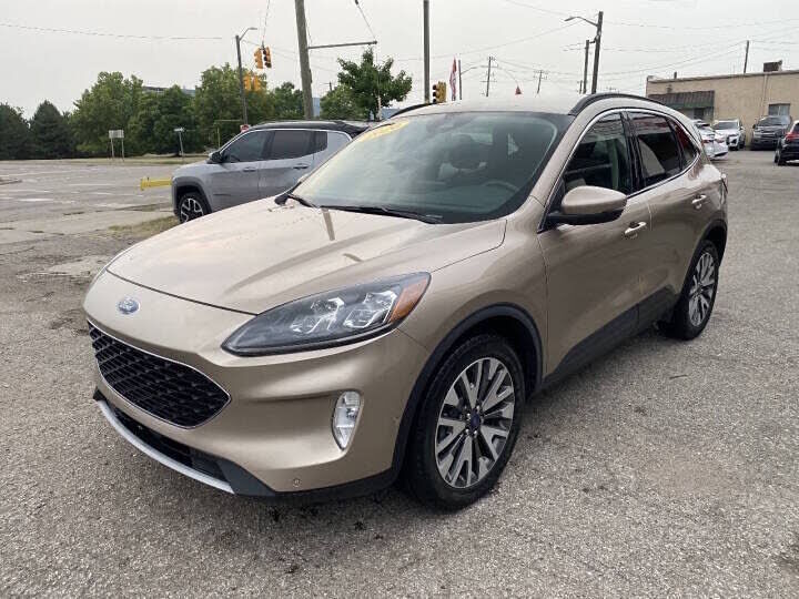 2020 FORD Escape