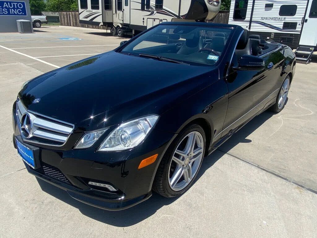 2011 MERCEDES-BENZ E-Class