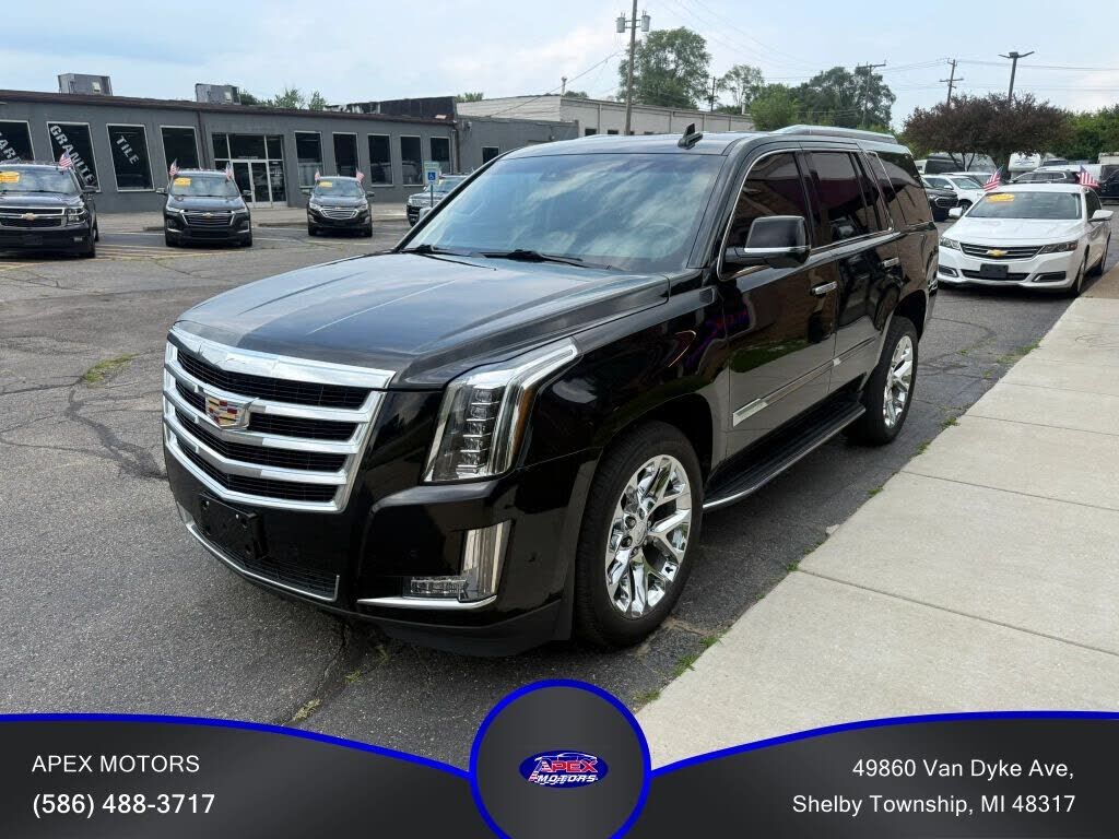 2017 CADILLAC Escalade