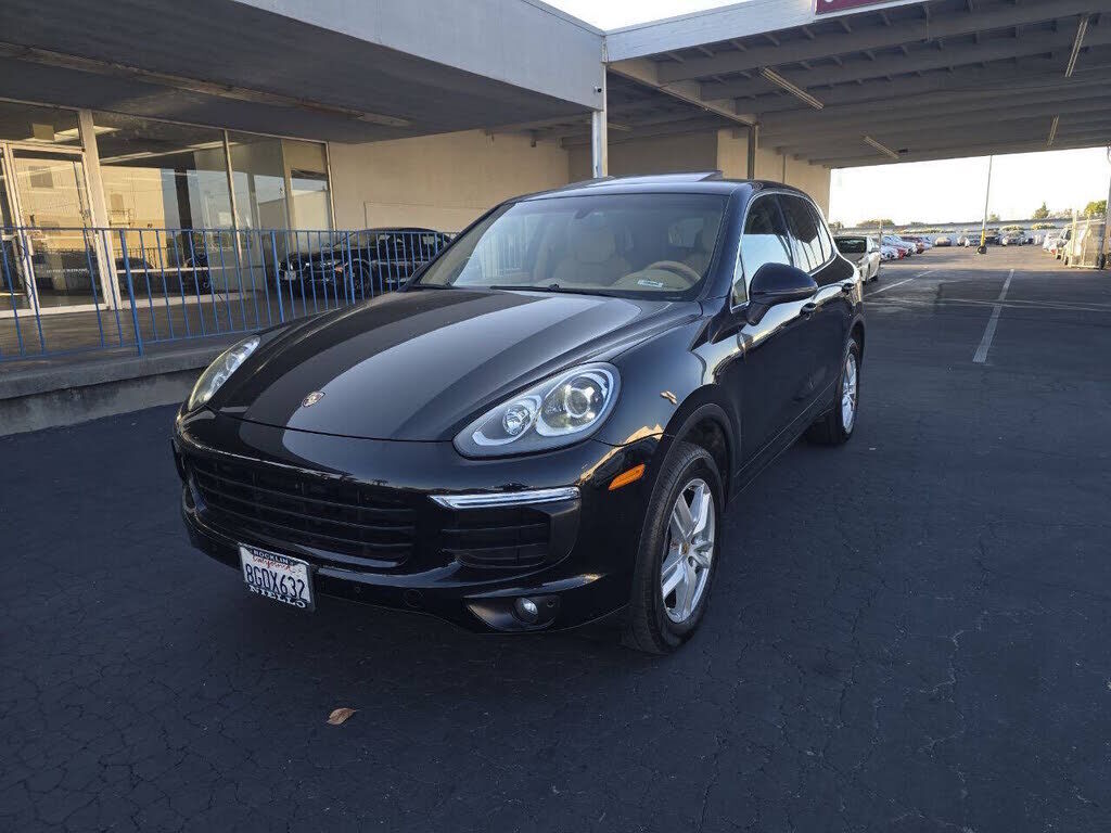 2016 PORSCHE Cayenne