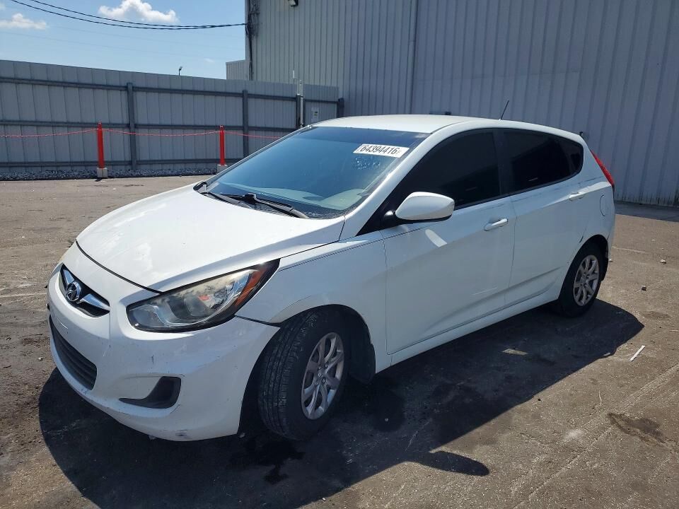 2013 HYUNDAI Accent