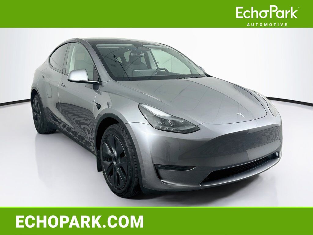 2025 TESLA Model Y