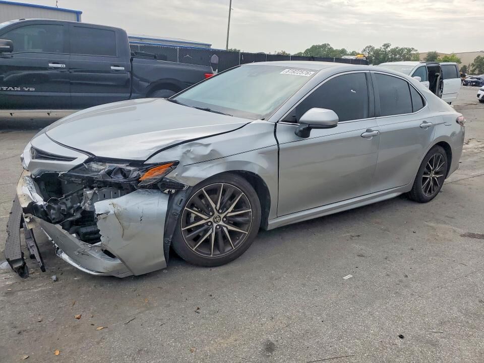 2021 TOYOTA Camry