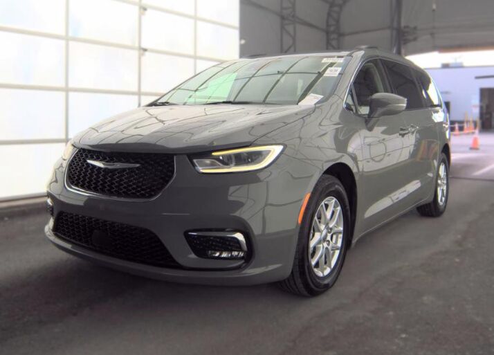 2022 CHRYSLER Pacifica