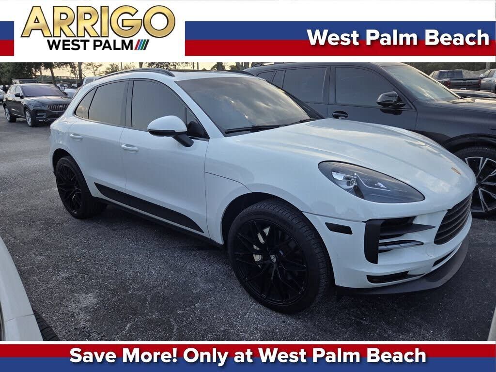 2019 PORSCHE Macan