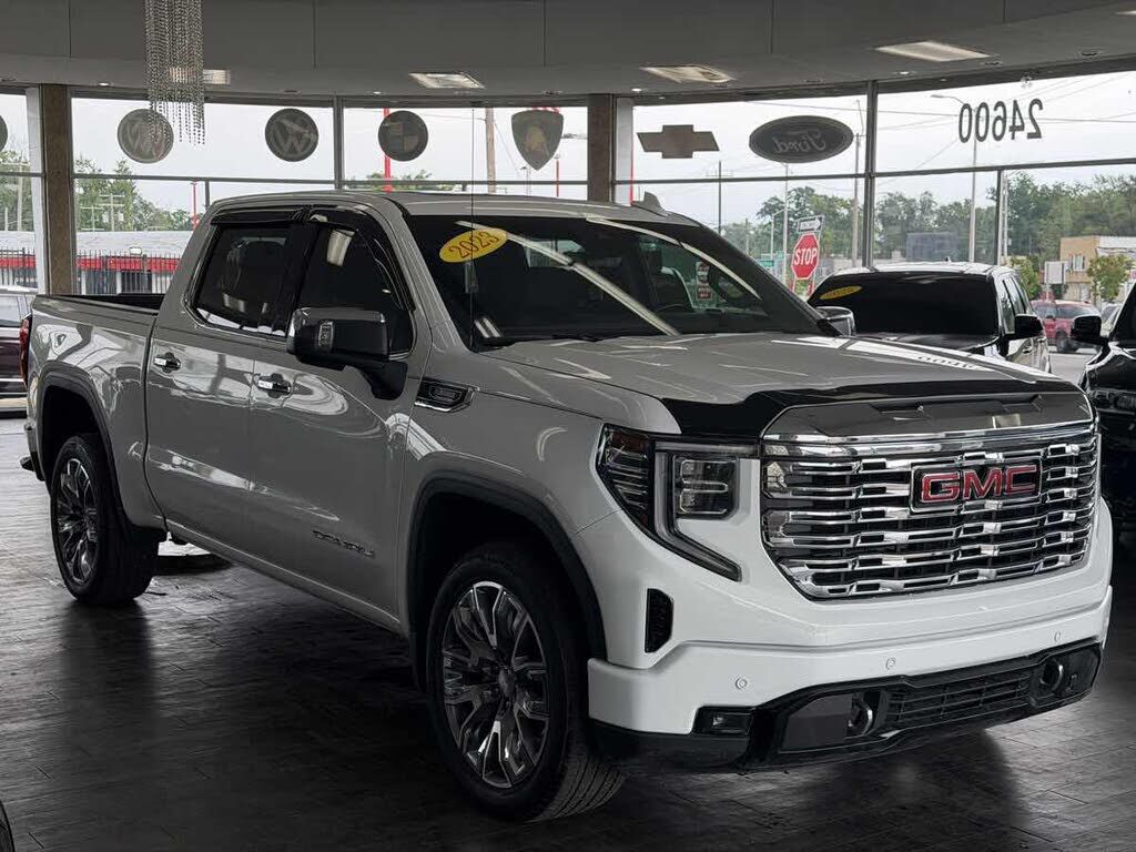 2023 GMC Sierra
