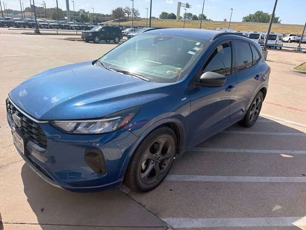 2023 FORD Escape