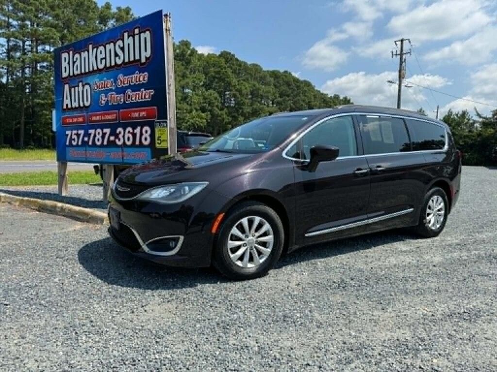 2017 CHRYSLER Pacifica