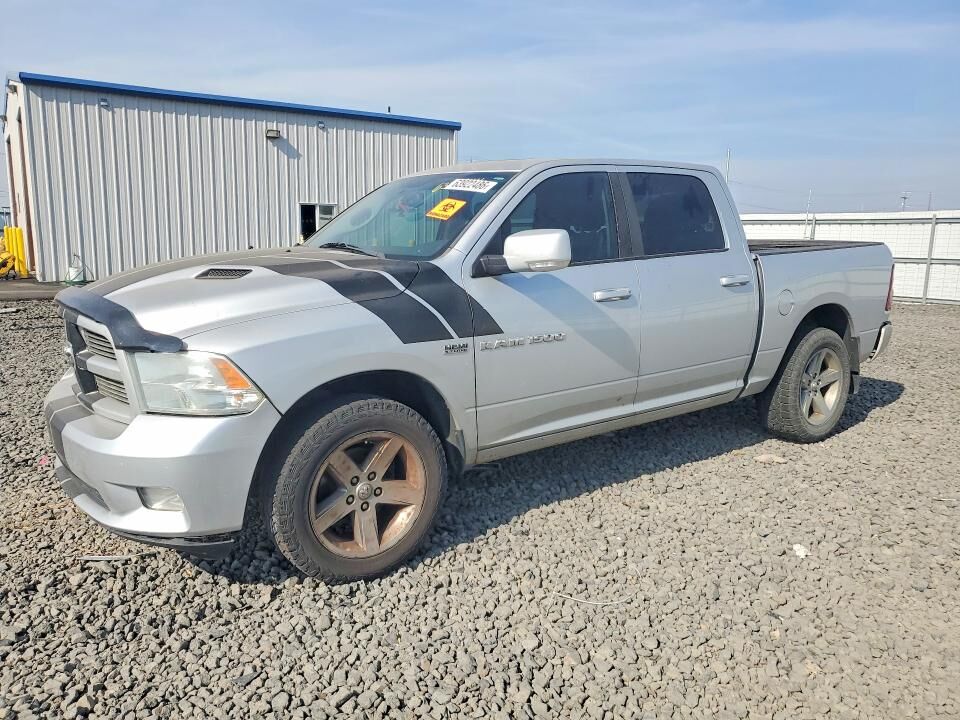 2011 DODGE Ram