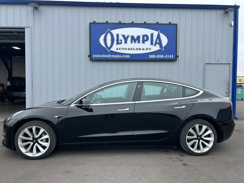 2020 TESLA Model 3