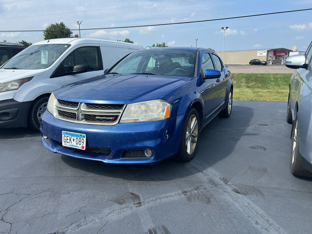 2012 DODGE Avenger