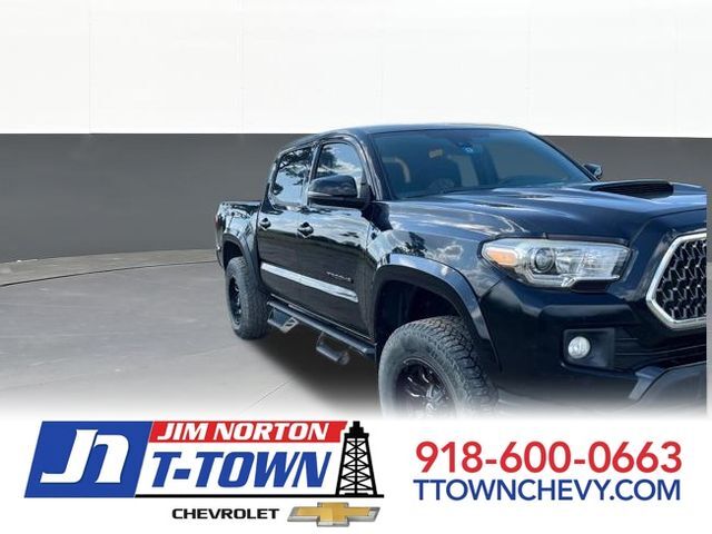 2019 TOYOTA Tacoma