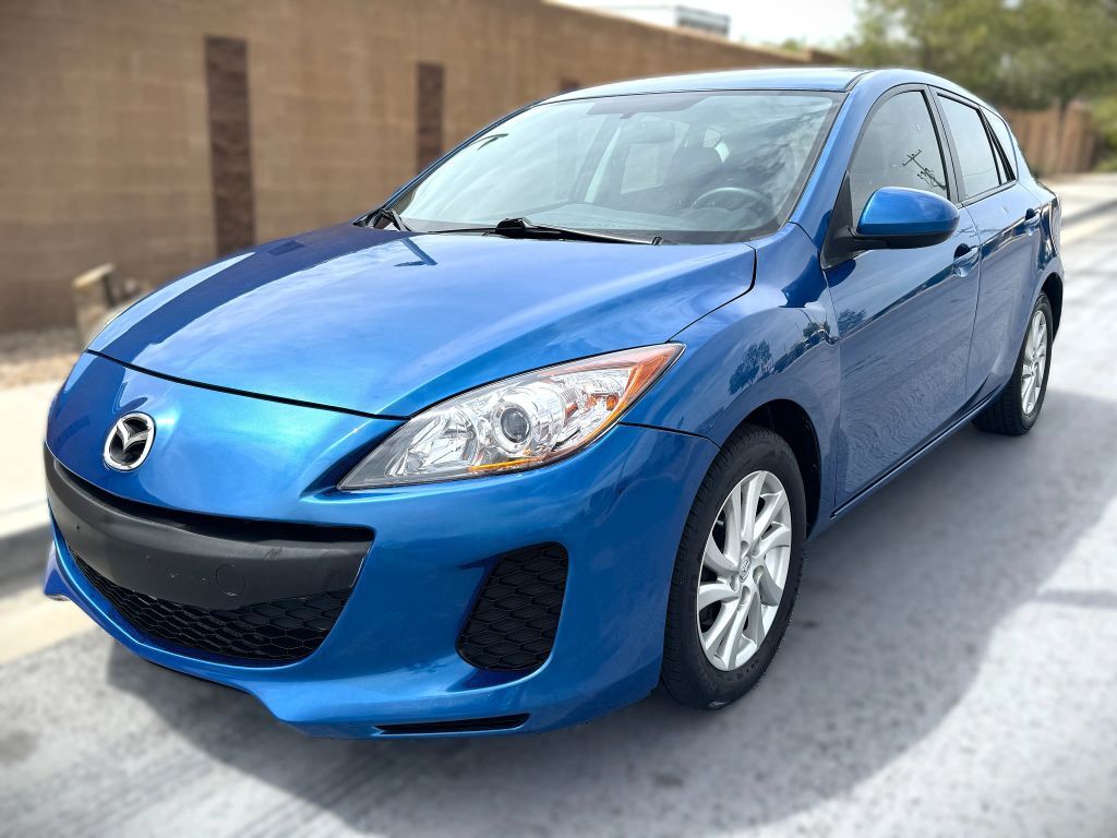 2012 MAZDA Mazda3