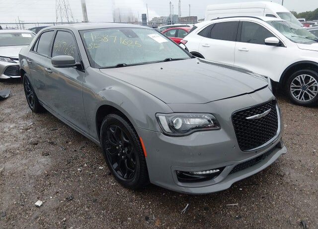 2018 CHRYSLER 300