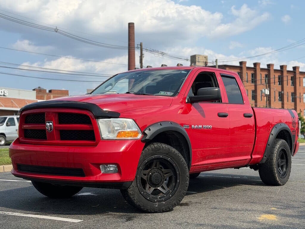 2012 DODGE Ram