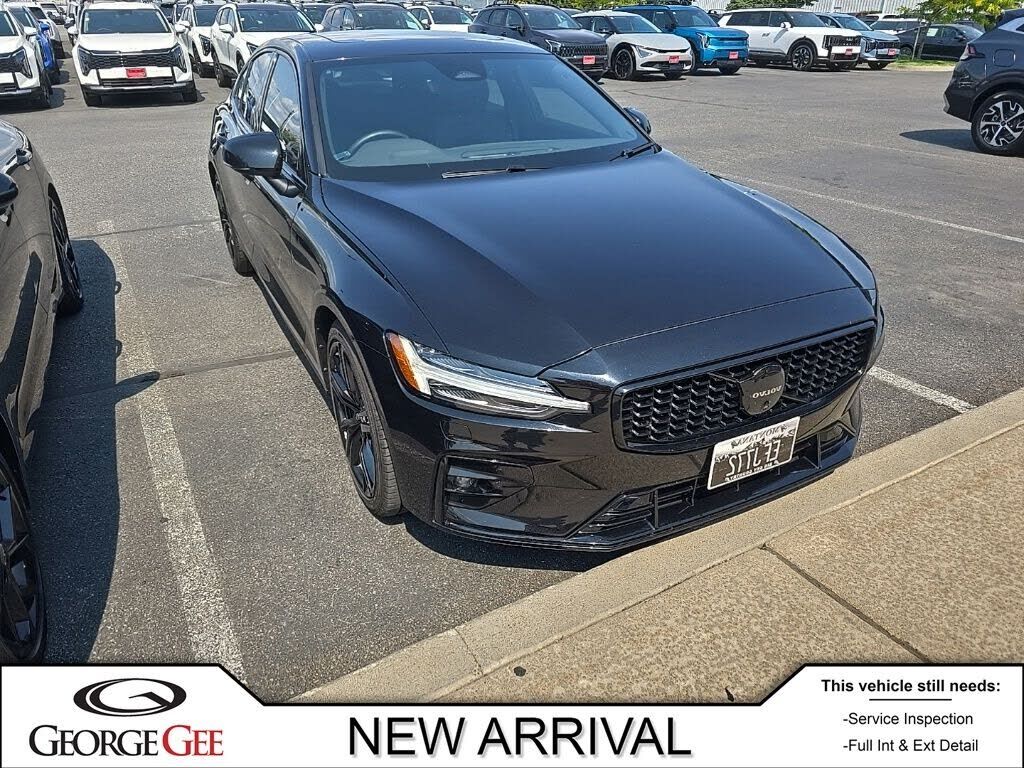 2024 VOLVO S60