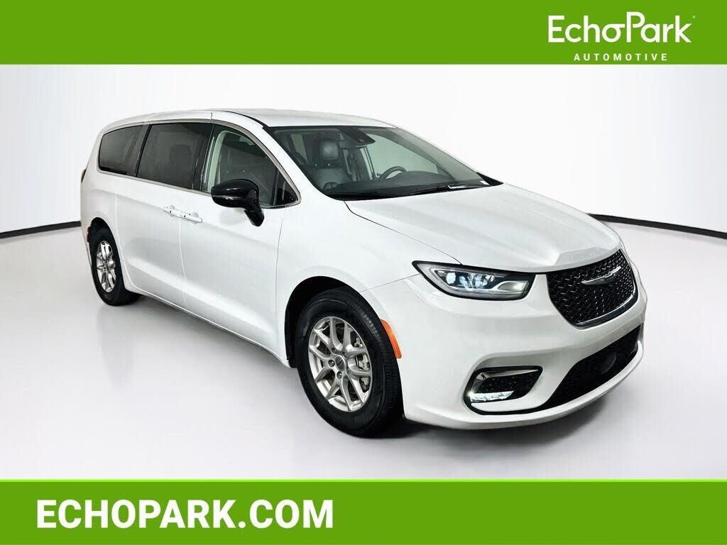 2024 CHRYSLER Pacifica