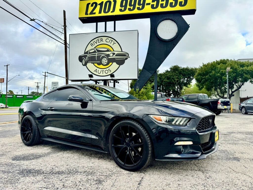 2016 FORD Mustang