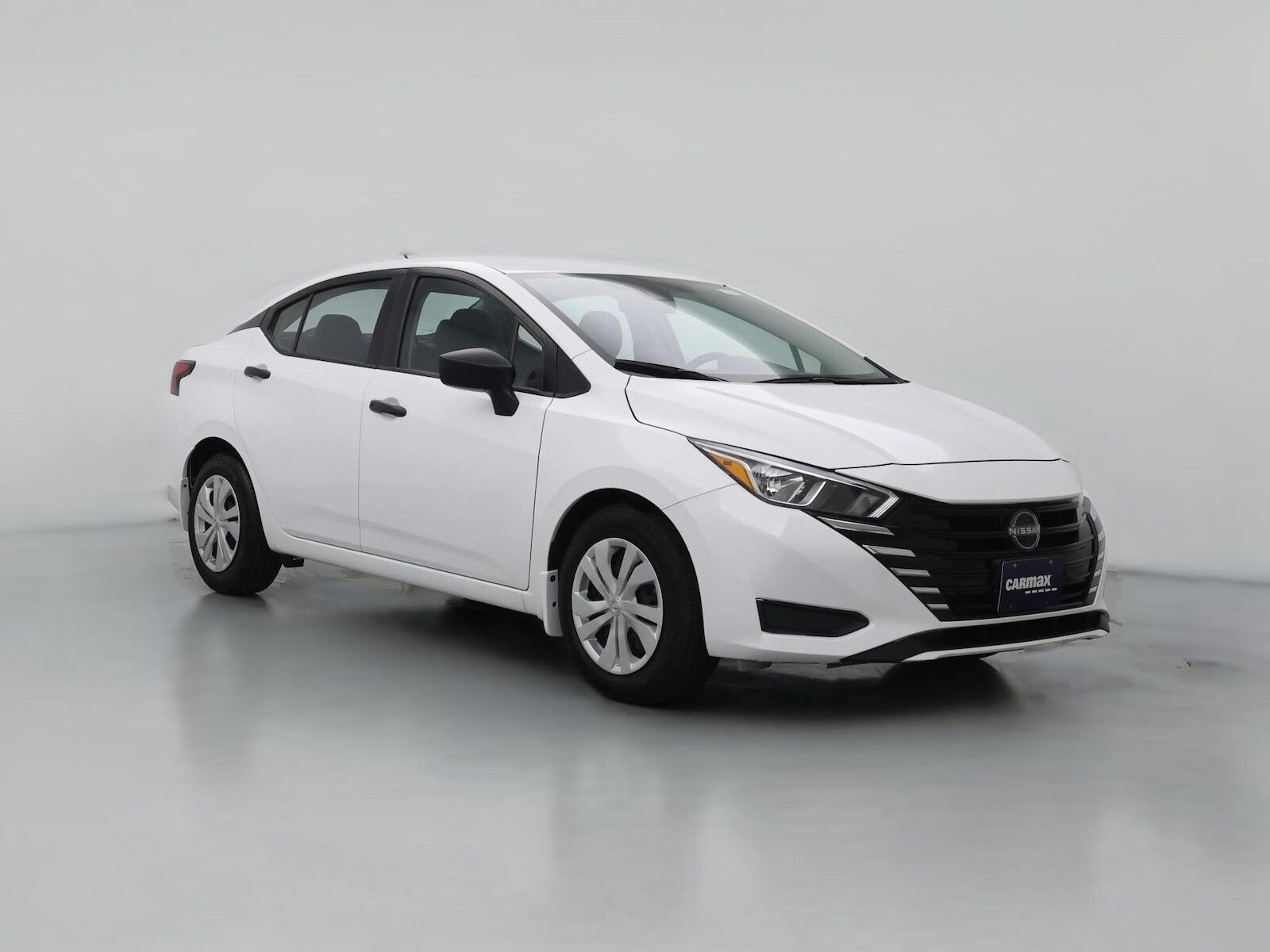 2024 NISSAN Versa