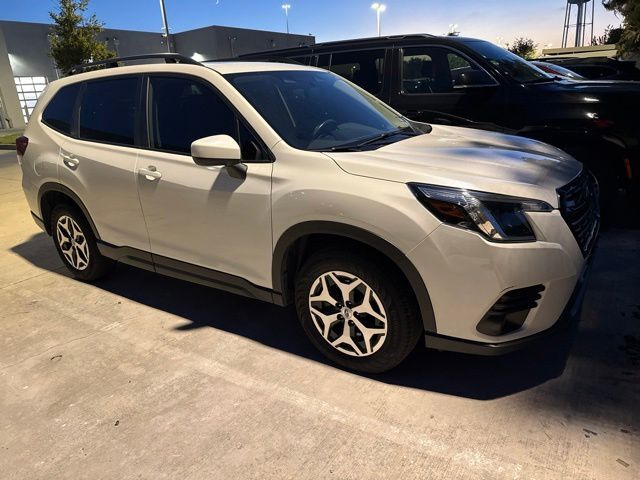 2023 SUBARU Forester