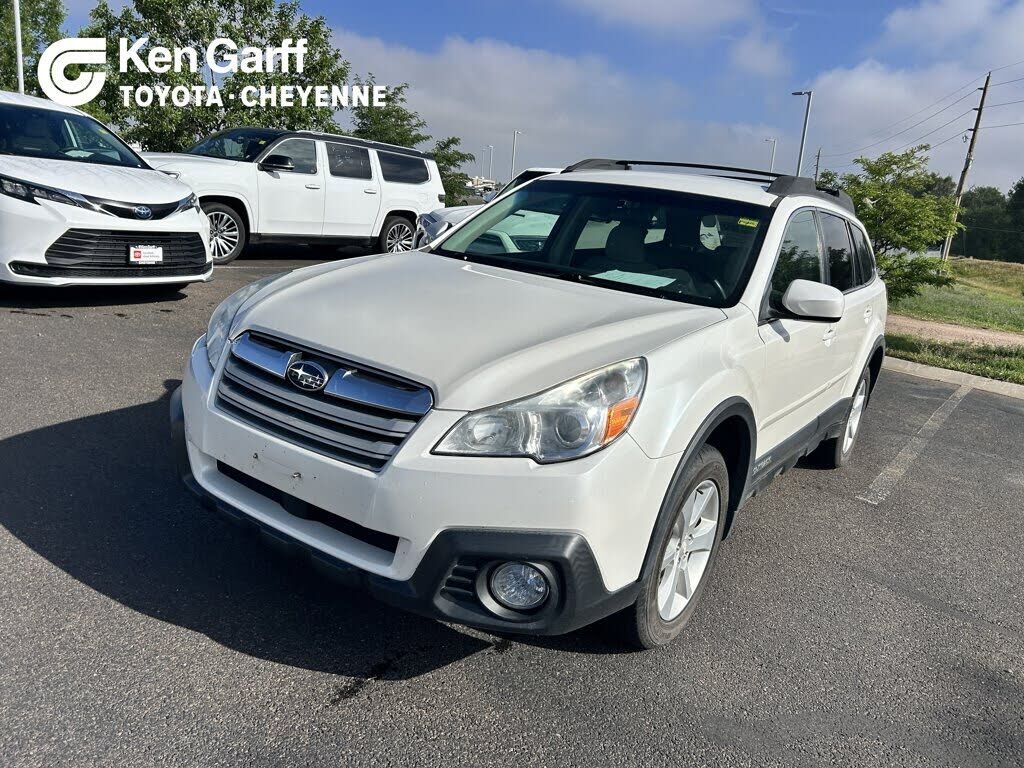 2014 SUBARU Outback
