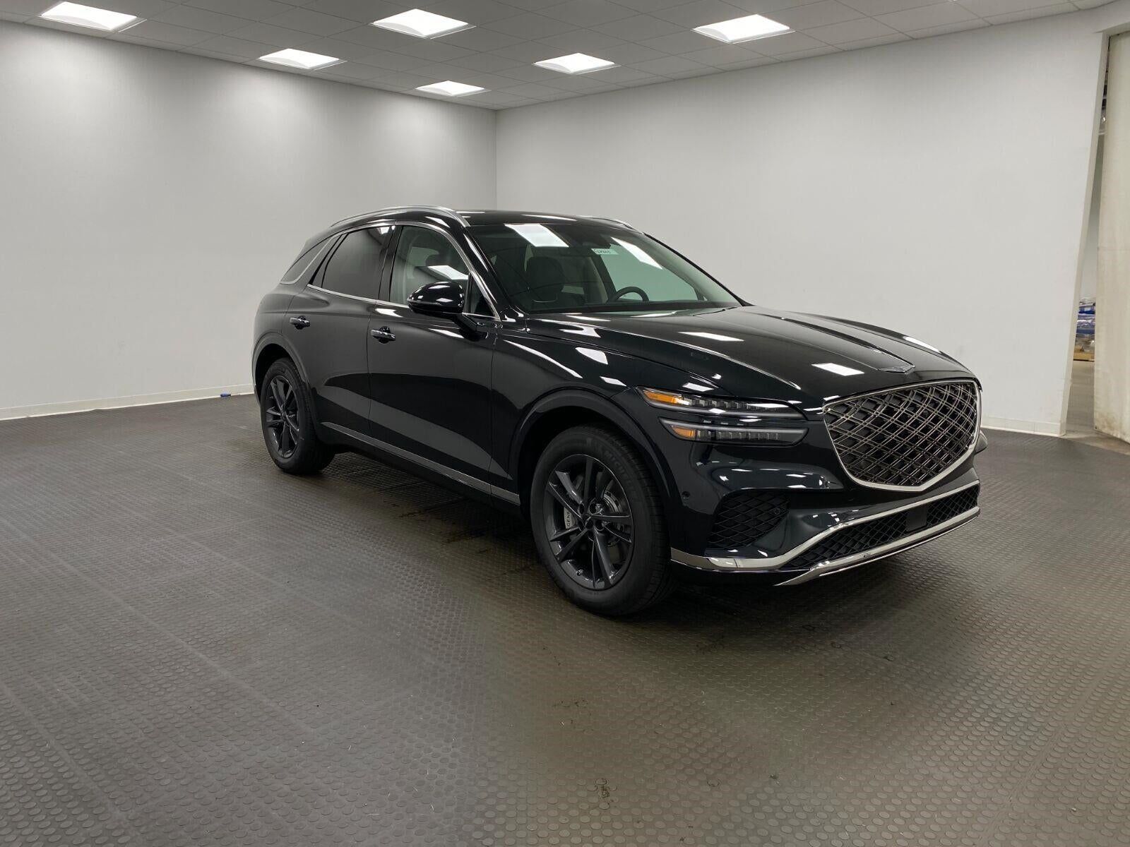 2027 GENESIS GV70
