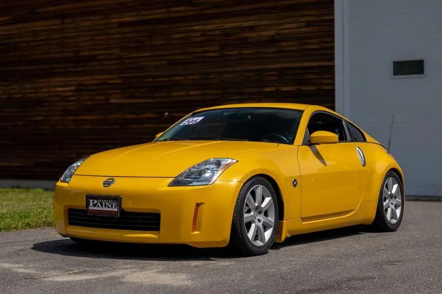 2005 NISSAN 350Z