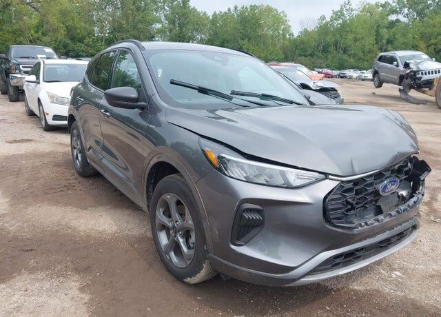 2023 FORD Escape