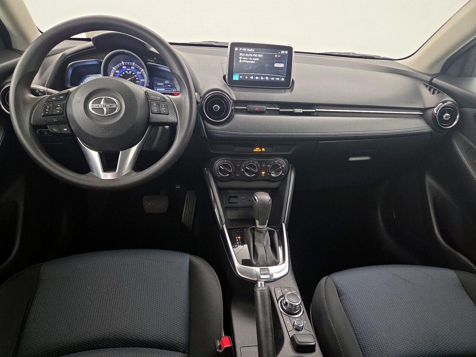 2016 TOYOTA Scion