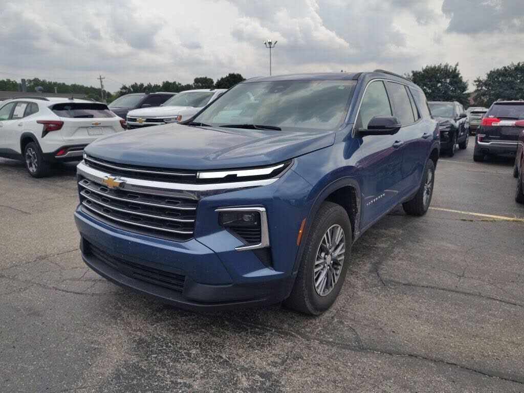 2024 CHEVROLET Traverse