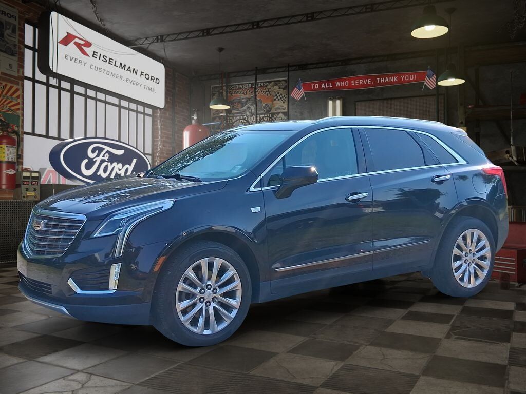 2017 CADILLAC XT5