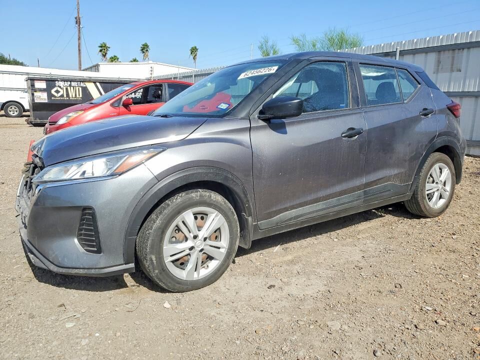 2024 NISSAN Kicks