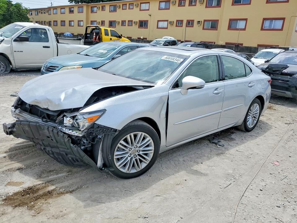 2015 LEXUS ES