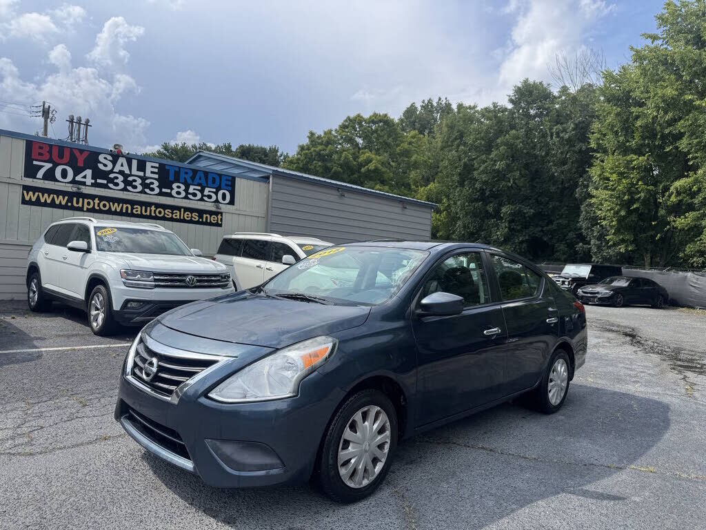 2015 NISSAN Versa