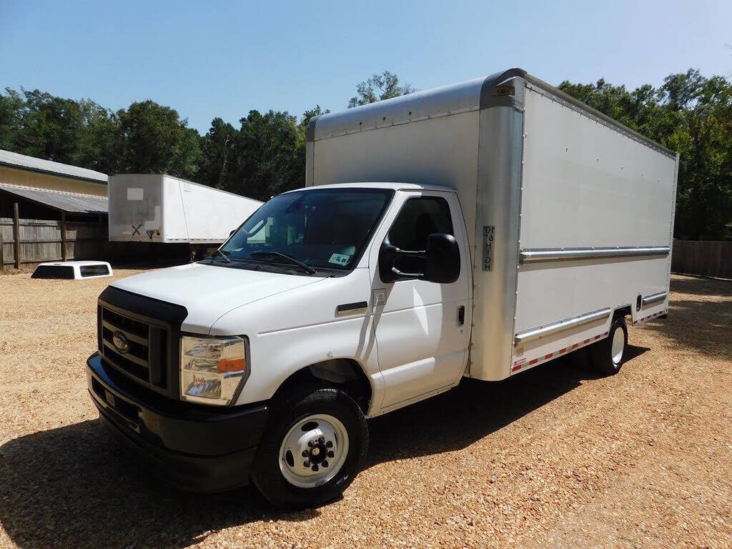 2023 FORD E-350