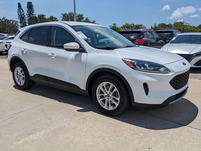 2021 FORD Escape