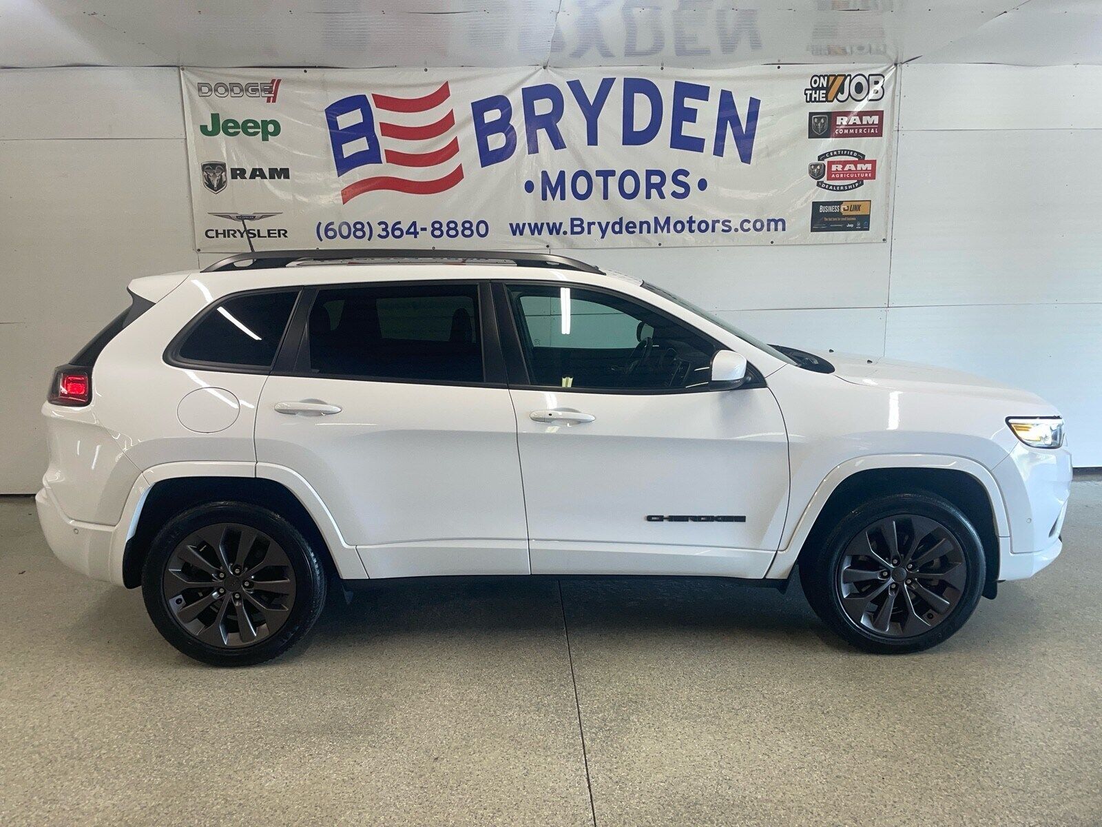 2021 JEEP Cherokee