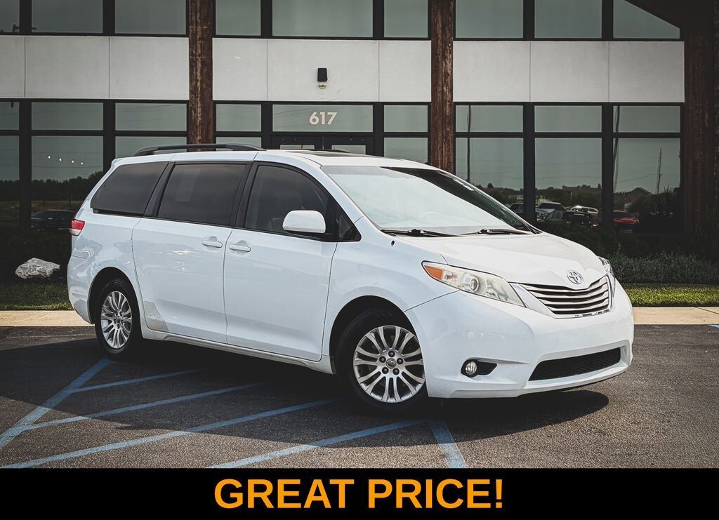 2014 TOYOTA Sienna