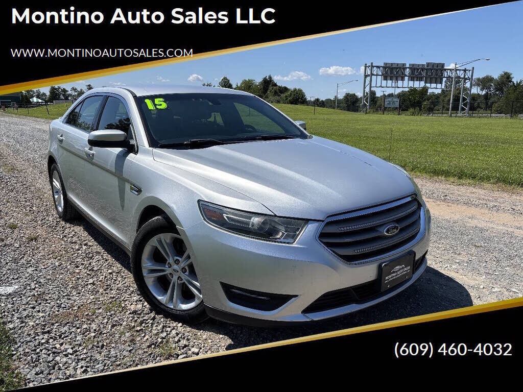 2015 FORD Taurus