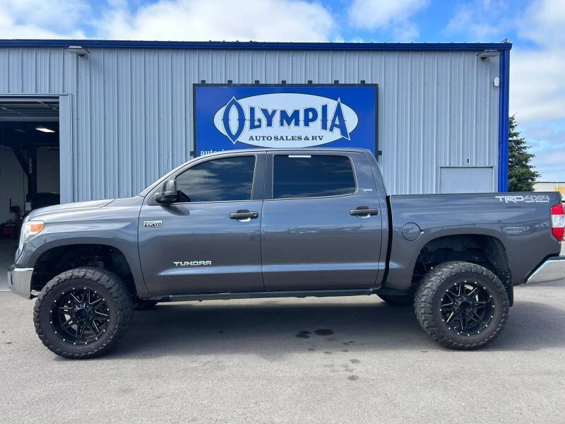 2017 TOYOTA Tundra