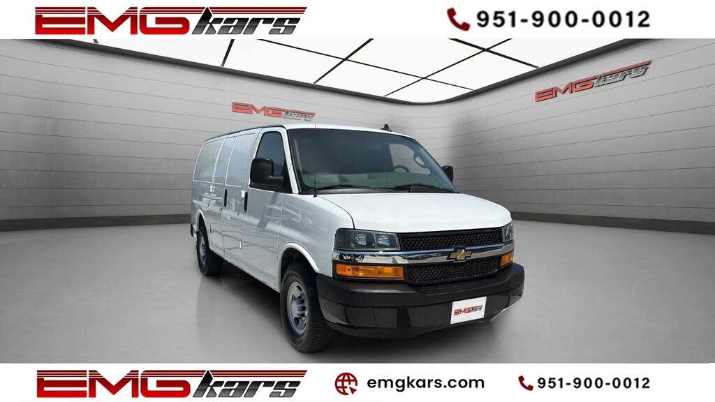 2019 CHEVROLET Express