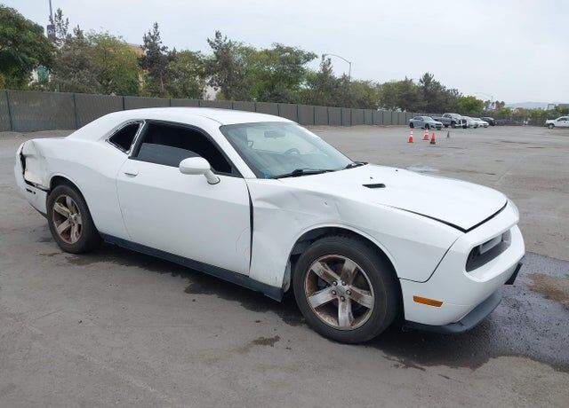 2014 DODGE Challenger