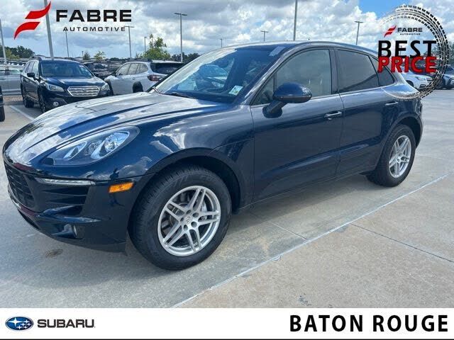 2017 PORSCHE Macan