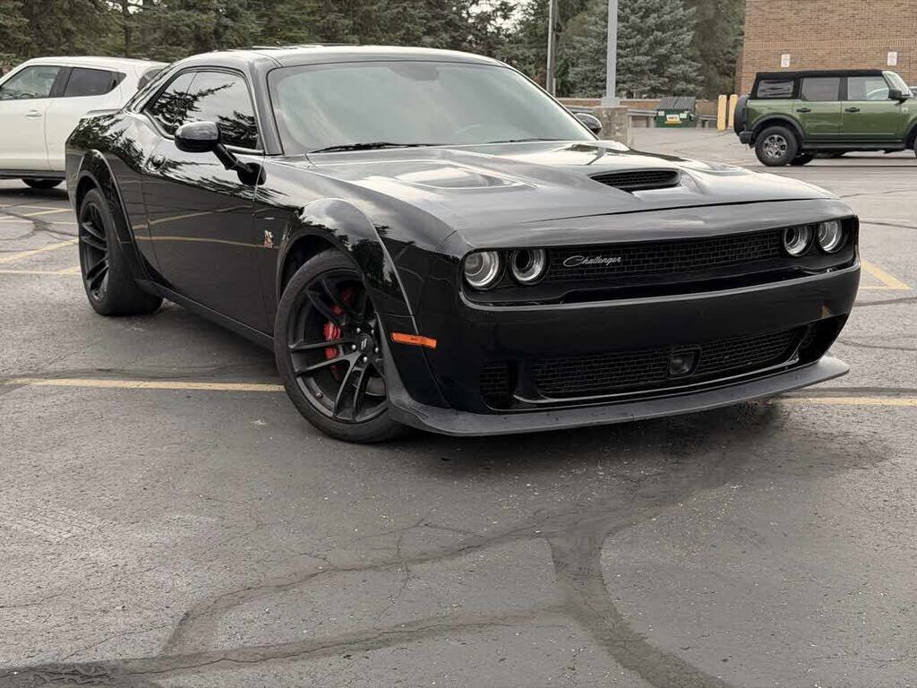 2020 DODGE Challenger