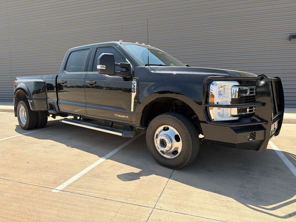 2025 FORD F-350